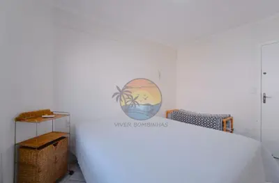 A planta de Triplex Beira Mar com piscina - Próximo a comércio em geral