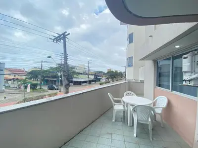 A planta de B916 - Apto 03 quartos para 7 pessoas perto do mar