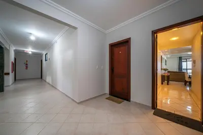 A planta de A08 - Laélia Purpurata - Apartamento frente mar 03 dormitórios