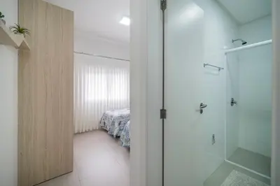 Uma casa de banho em A05 - 101 bl 02 - Águas Azuis - Apartamento na Avenida de Bombinhas