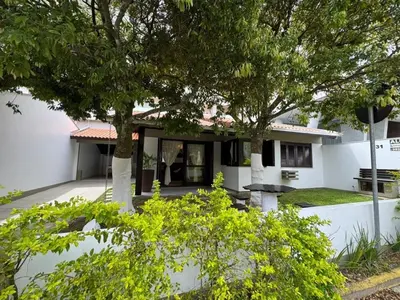 A planta de A55 - Casa centro de Bombinhas