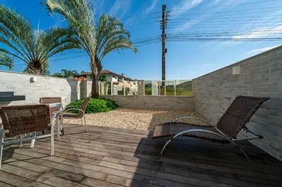 A planta de A102 - Residencial Badejo - Apto 101 - Garden em condomínio com Piscina