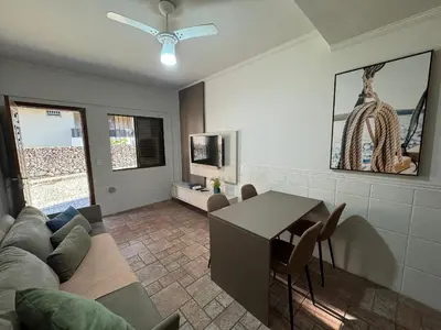 A planta de A27 - Apartamento de 02 suítes no centro.