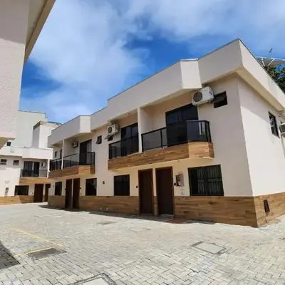 Sobrado 30 m praia