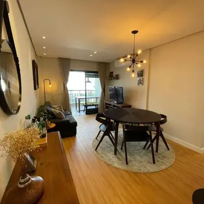 cód 130 - Excelente apartamento amplo e decorado.