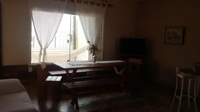 Uma televisão e/ou sistema de entretenimento em Dona Marta