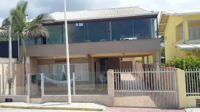 O edifício onde a casa de férias está situado