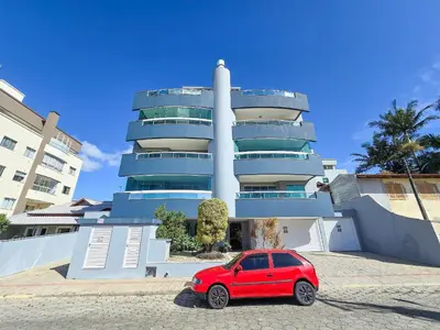 O edifício onde o apartamento está situado