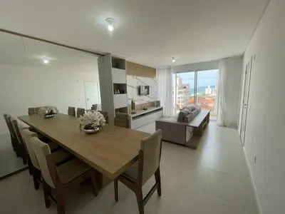 A cozinha ou kitchenette de cód 122 - cobertura com jacuzzi próxima do mar!