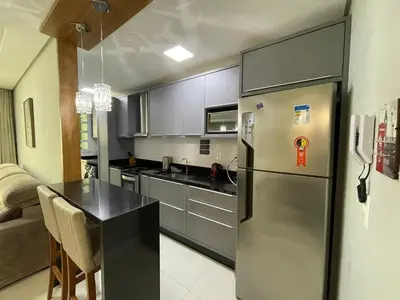 A cozinha ou kitchenette de Cód 121 - Apartamento á 280m do mar
