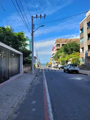 A vizinhança circundante ou próxima do apartamento