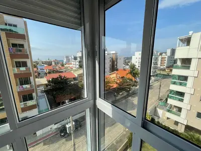 O edifício onde o apartamento está situado