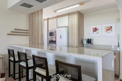 A cozinha ou kitchenette de Apto aconchegante 3Q com varanda vista mar CET1702
