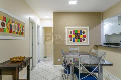 A cozinha ou kitchenette de Lindo Apartamento a 150m da Praia- Residencial Ilhas do Caribe