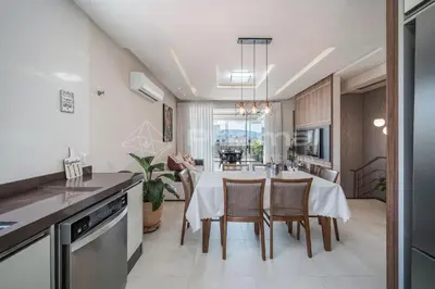 A planta de Mario Guilherme - 402 - Excelente Cobertura Duplex - Centro- Bombinhas - À poucos metros da praia