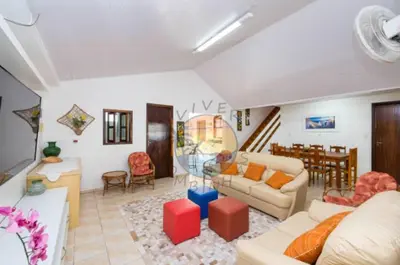 A planta de Linda Casa no Centro da Praia, Próximo a Praia e Comércio em Geral
