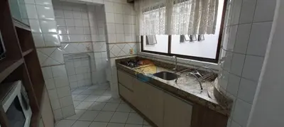 A planta de Apartamento Alto Padrão Com Vista ao Mar na Avenida Principal da Praia ao Lado de Comércio em Geral