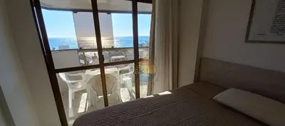 A planta de Apartamento Alto Padrão Com Vista ao Mar na Avenida Principal da Praia ao Lado de Comércio em Geral