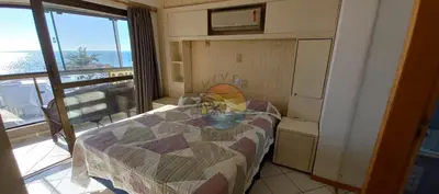 Uma cama ou camas num quarto em Apartamento Alto Padrão Com Vista Mar - 03 Dormitórios Ao Lado de Comércio em Geral