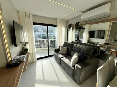 A planta de 002D - Lindo apartamento na praia de Bombas