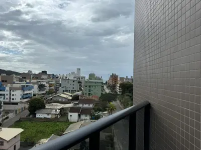A planta de 002D - Lindo apartamento na praia de Bombas