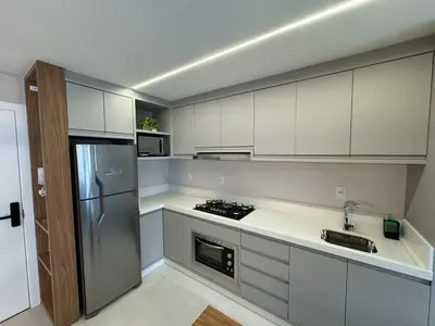 A planta de 002D - Lindo apartamento na praia de Bombas