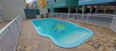 A planta de Apartamento com Piscina no Centro da praia Próximo a Praia e Comércio em Geral