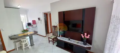 A planta de Apartamento com Piscina no Centro da praia Próximo a Praia e Comércio em Geral