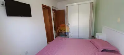 A planta de Apartamento com Piscina no Centro da praia Próximo a Praia e Comércio em Geral