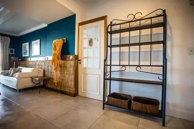 Uma casa de banho em Duplex No 01 de 2 quartos frente ao mar