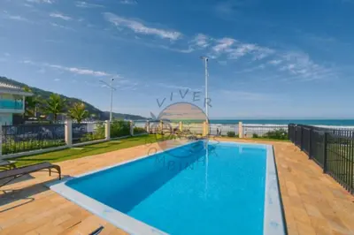 A planta de TRIPLEX BEIRA MAR COM PISCINA - 4 DORMITÓRoS