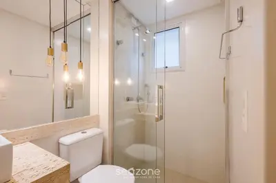Uma casa de banho em Apto 3Q sofisticado apenas 200m da praia SEO0702