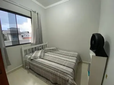 Uma cama ou camas num quarto em Casa 200m da praia, 8 pessoas, piso superior