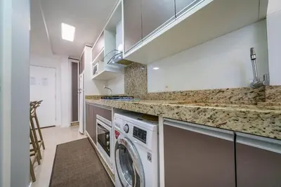 A cozinha ou kitchenette de Apartamento 2 quartos sendo 1 suíte em Bombas