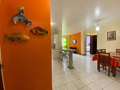 A planta de 324 - Apartamento confortável na praia de Bombas