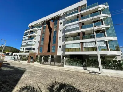 O edifício onde o apartamento está situado