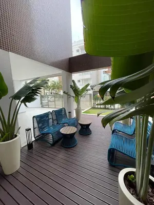 Uma área de estar em Cód 70 - Apartamento á 280m do mar