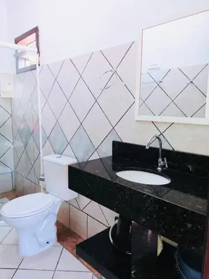 Uma casa de banho em Residencial Portal do Sol