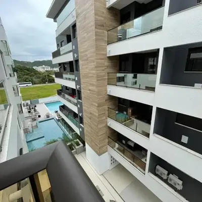 Cód 98 - Belissímo apartamento á 280m do mar