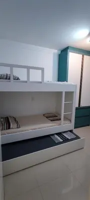 A cozinha ou kitchenette de AP completo na Praia de Palmas, SC