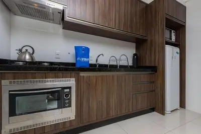 A planta de Porto Fino 203 – Lindo Apartamento no Centro de Bombinhas, a 260 Metros da Praia, com Ótimo Custo-Benefício.