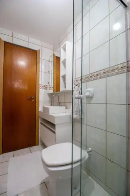 Uma casa de banho em MDV93 - Quadra Mar, 3 Dorm, Garagem