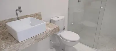 A planta de Apartamento de 2 dormitórios no centro de Bombinhas