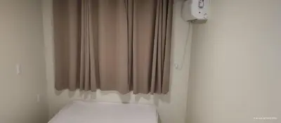 A planta de Apartamento de 2 dormitórios no centro de Bombinhas