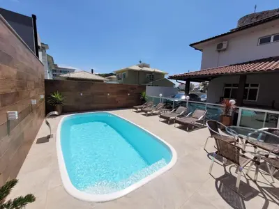 A piscina em ou perto de Casa Master com Piscina em Gov Celso Ramos