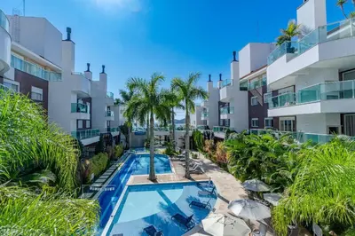 A piscina em ou perto de Condomínio com Piscina e Jacuzzi - Boulevard