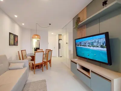 Uma televisão e/ou sistema de entretenimento em SIR-205 Hermoso Dpto en Canto Grande