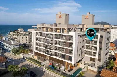 O edifício onde o apartamento está situado