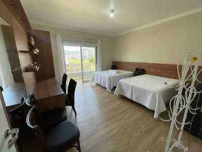 A planta de Cód 155 - Casa ampla e arejada, 280m do mar