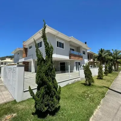 Cód 155 - Casa ampla e arejada